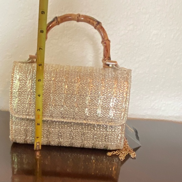 Fabulous D’margeaux New York Crossbody/Tote Gold Convertible Bamboo handles NWT - Picture 7 of 16